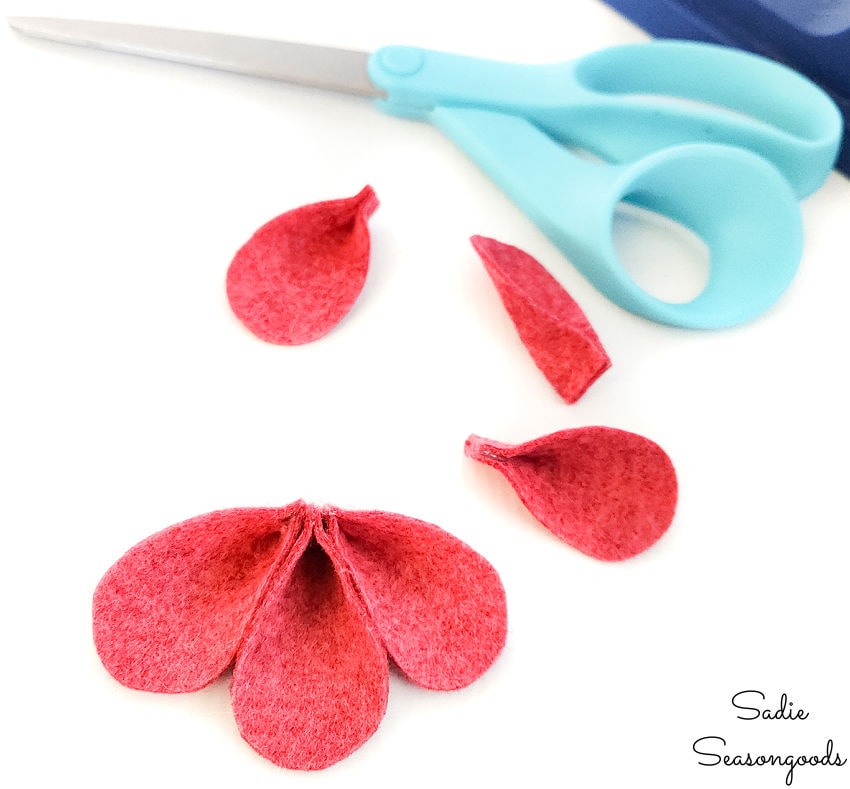 making a flower out of felt