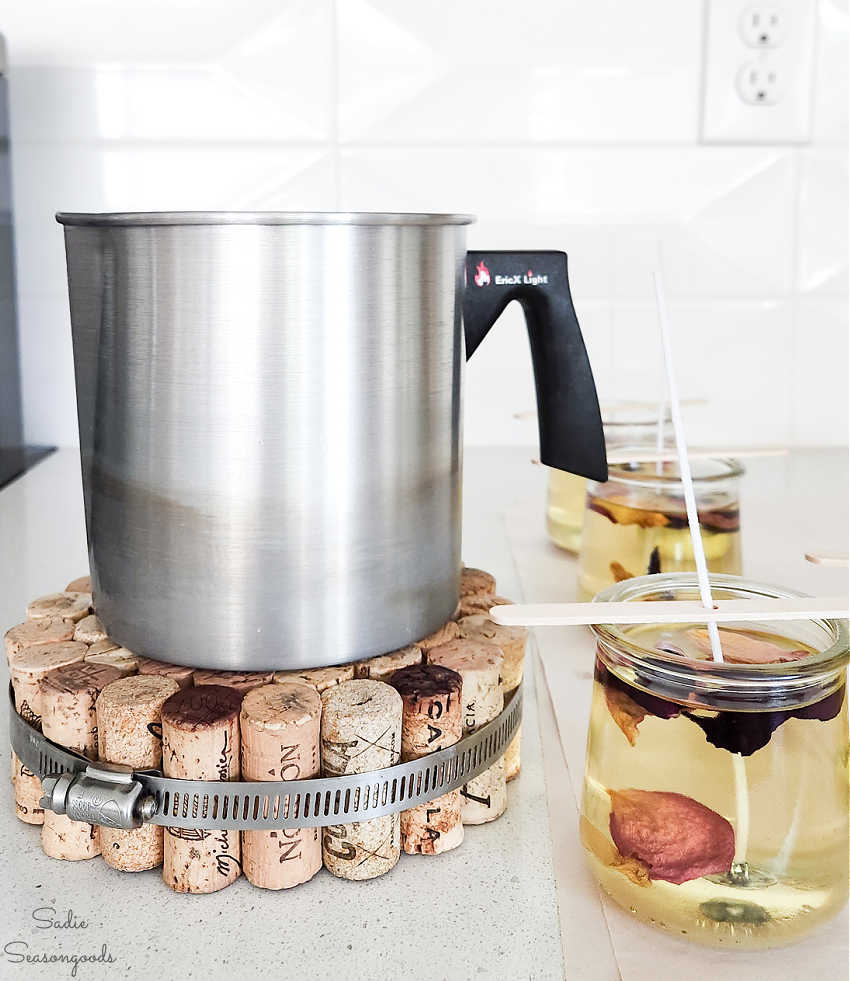 how to make a cork trivet