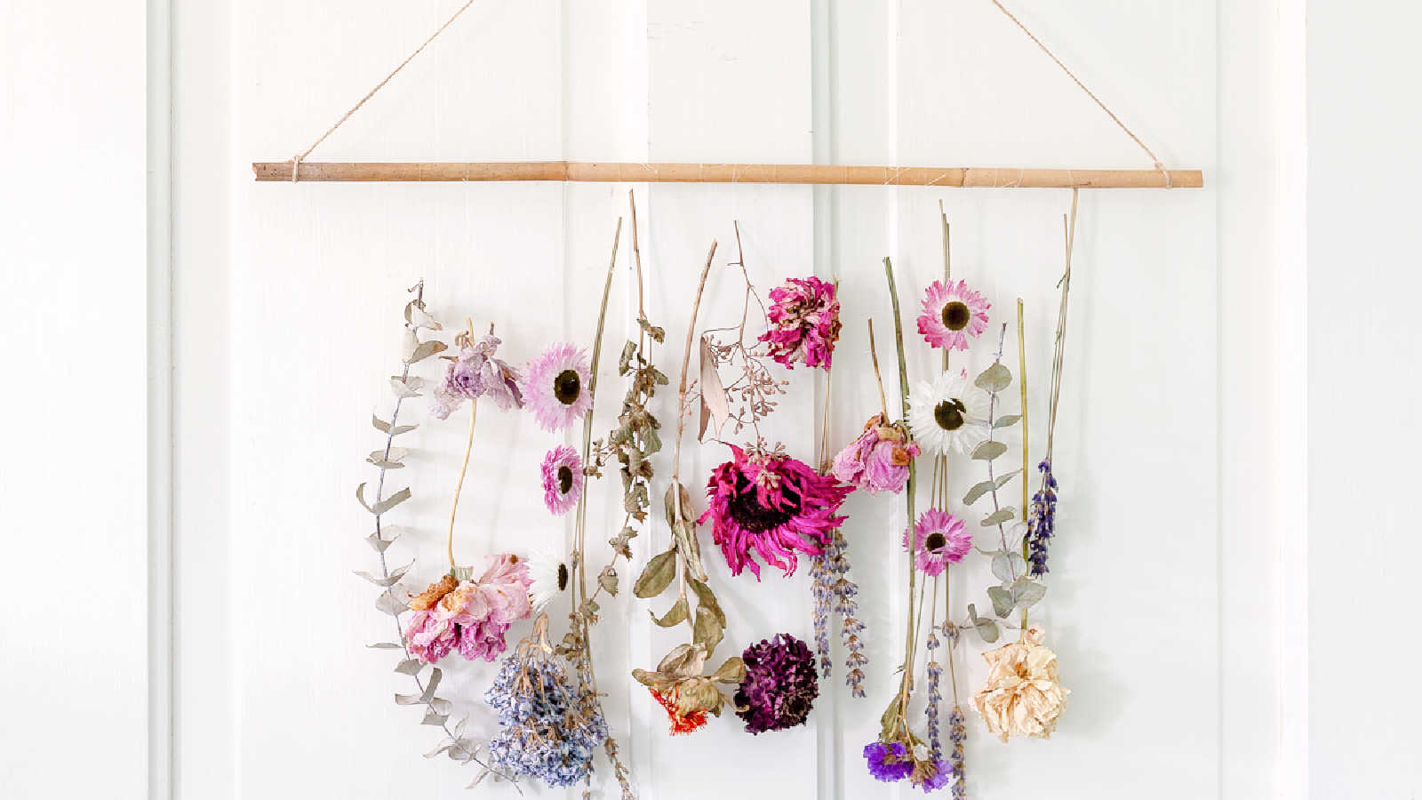 drying flowers for wall decor
