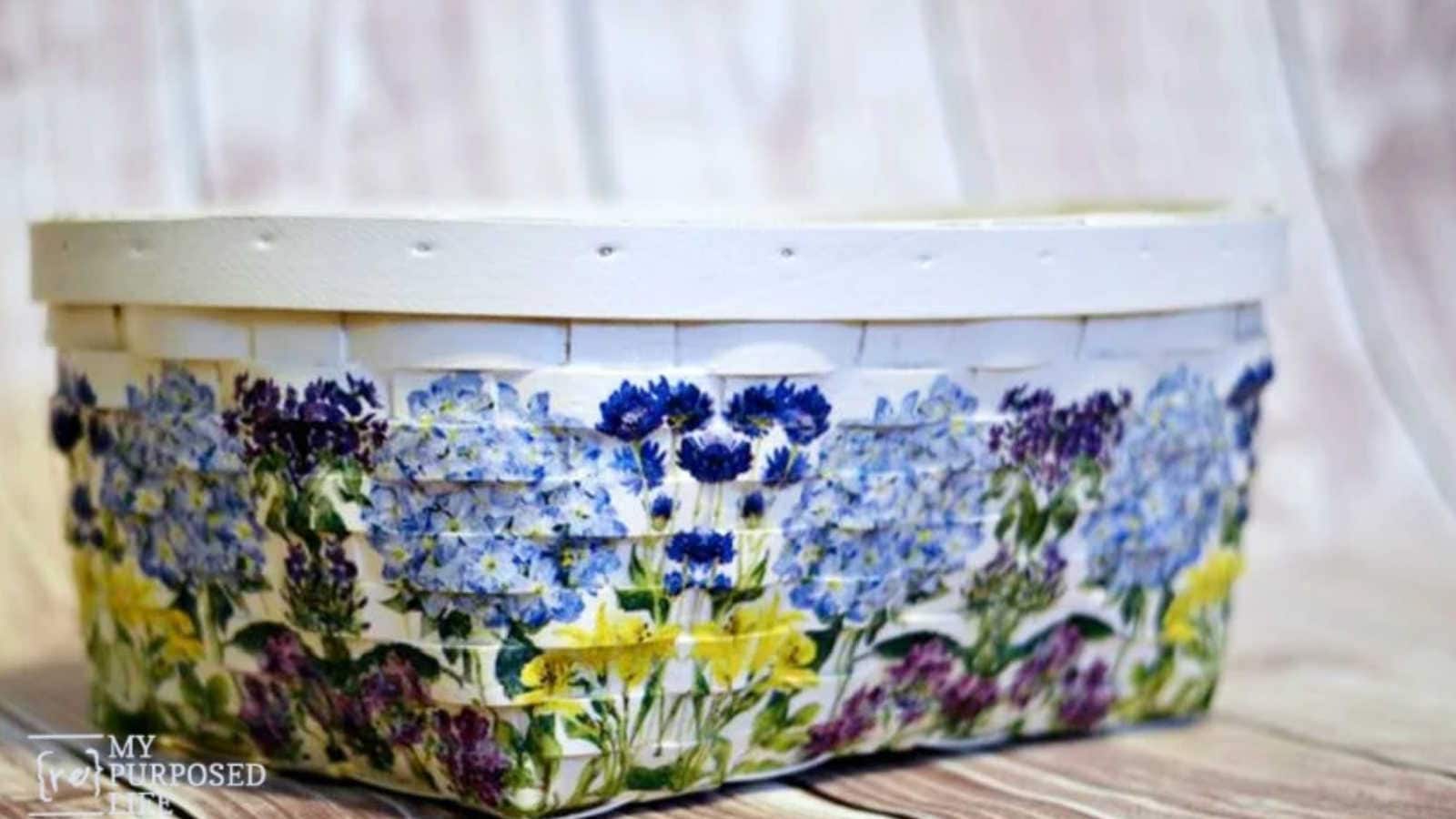 how to decoupage with paper napkins on a basket