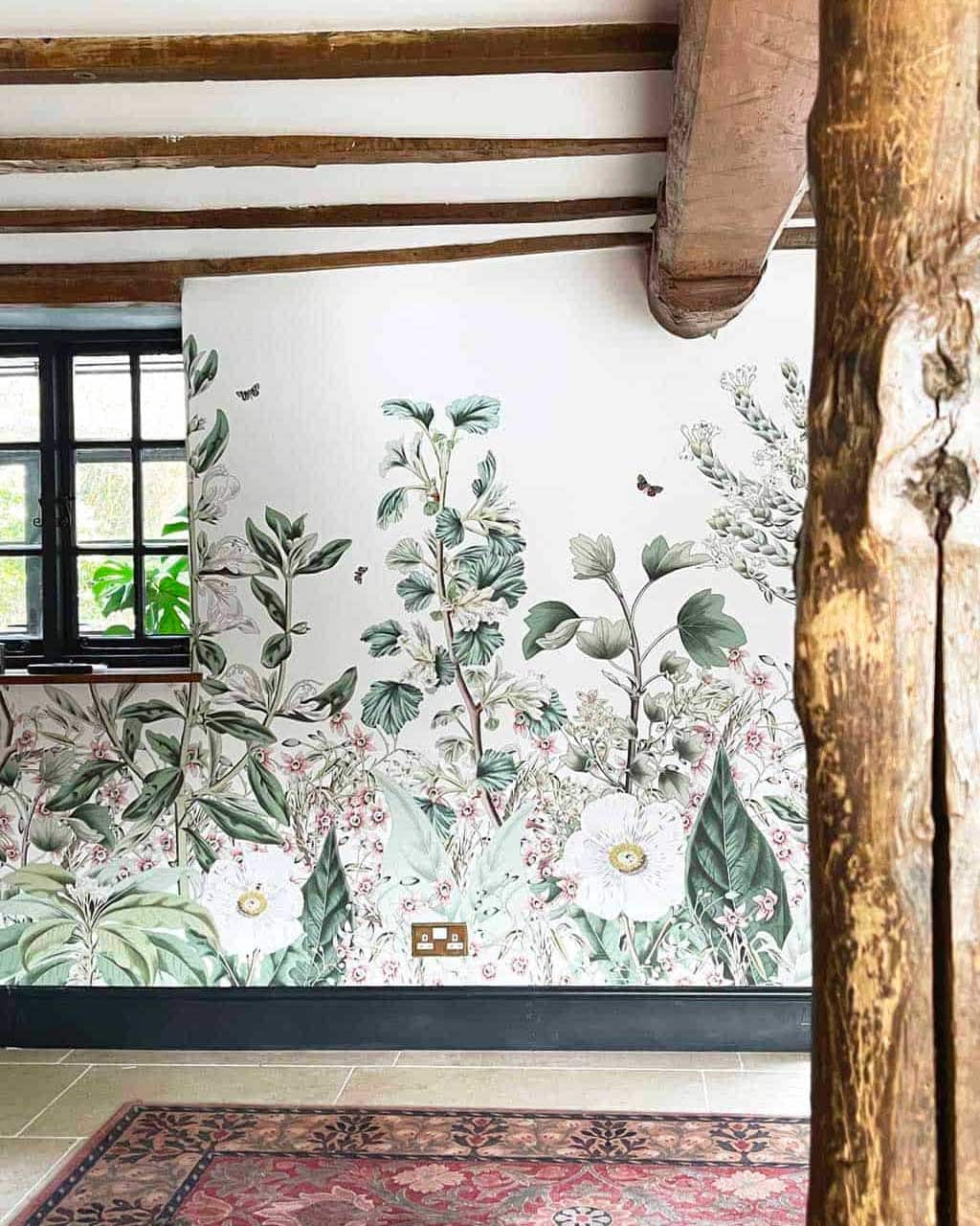 botanical motif on walls