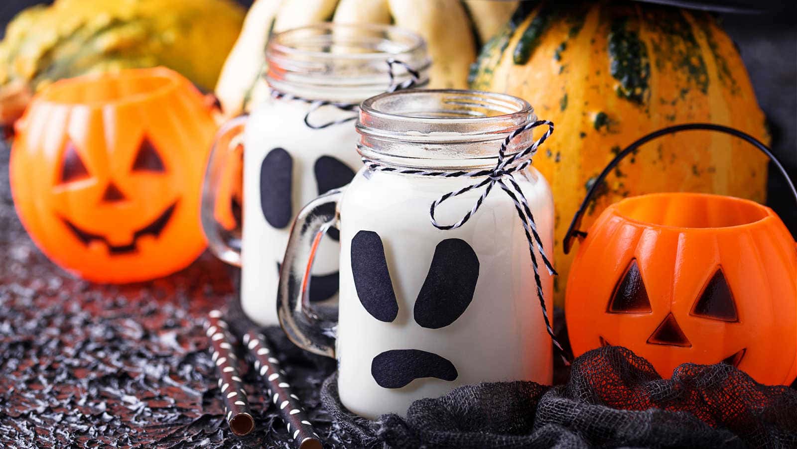 upcycling ideas for ghosts and jack-o-lanterns