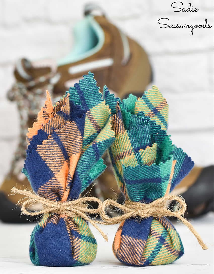 diy shoe deodorizers with flannel fabric