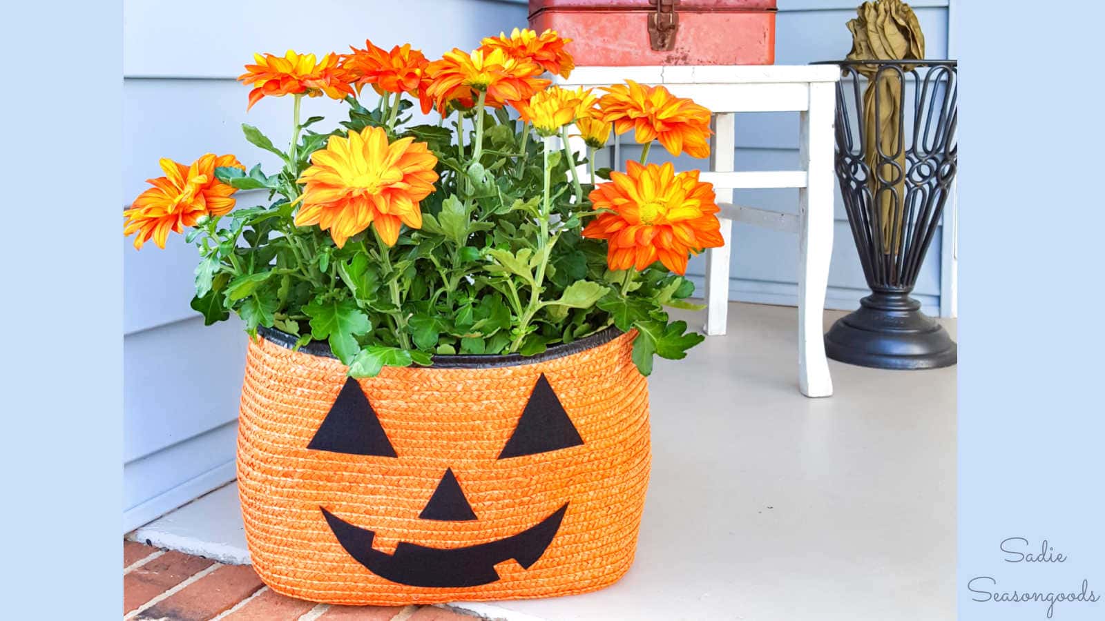 jack-o-planter from a straw tote bag