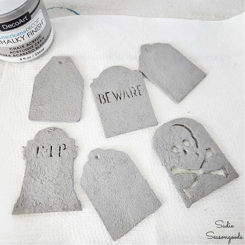 mini tombstones for halloween art