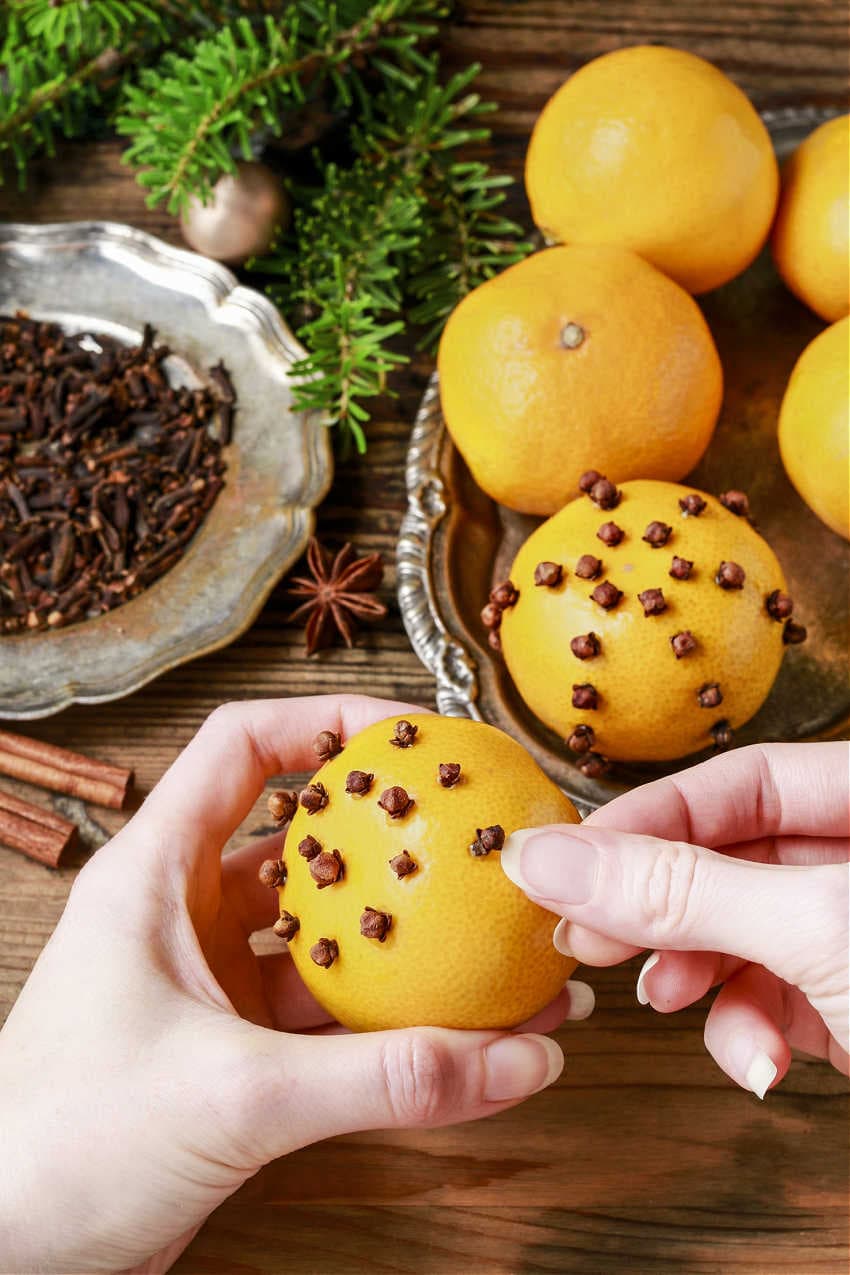 diy pomander with orange and cloves