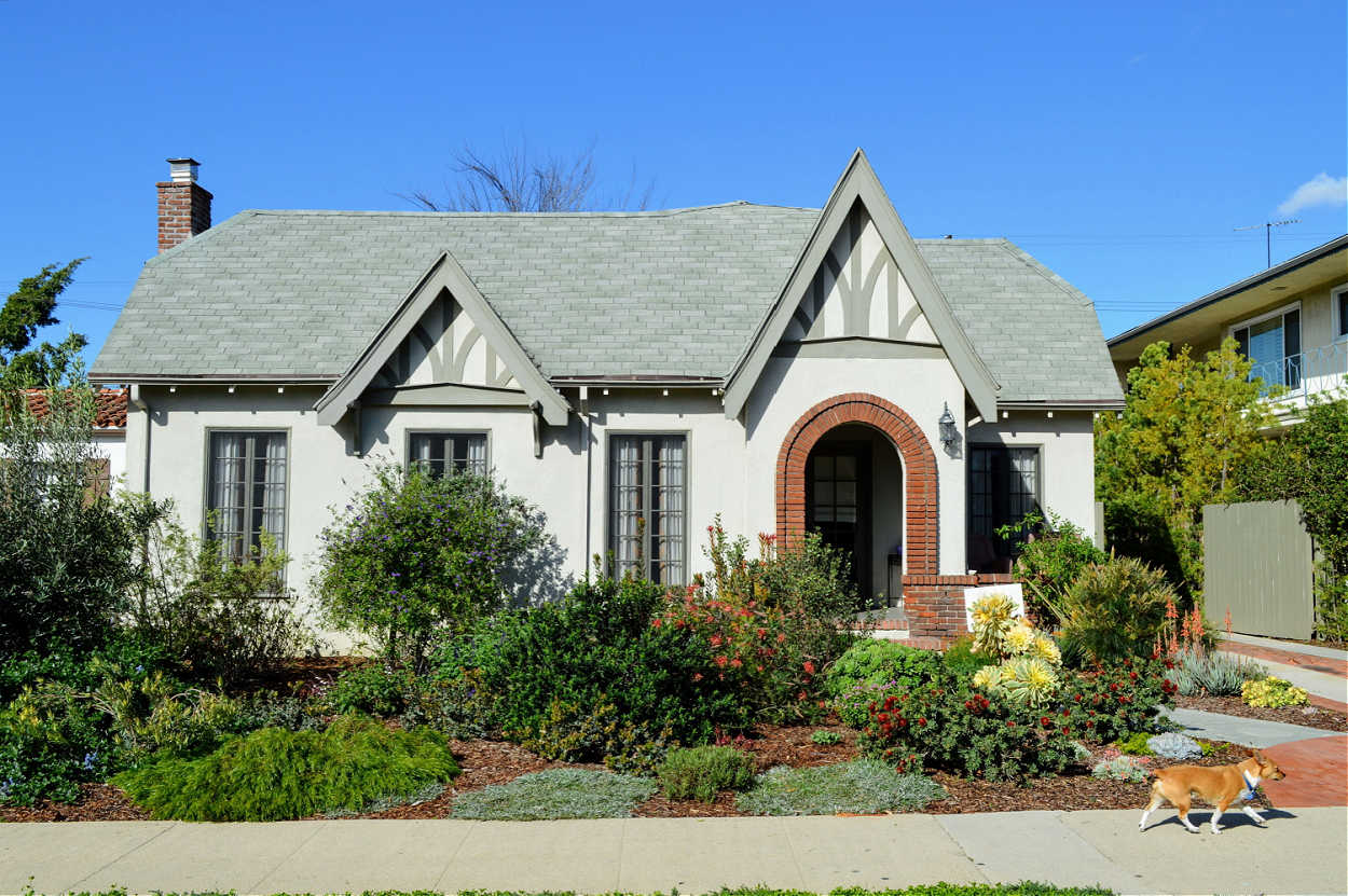 designing a front yard garden