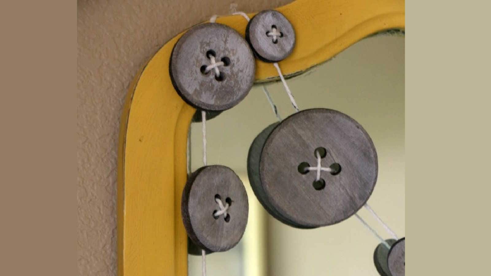 oversized buttons as farmhouse decor