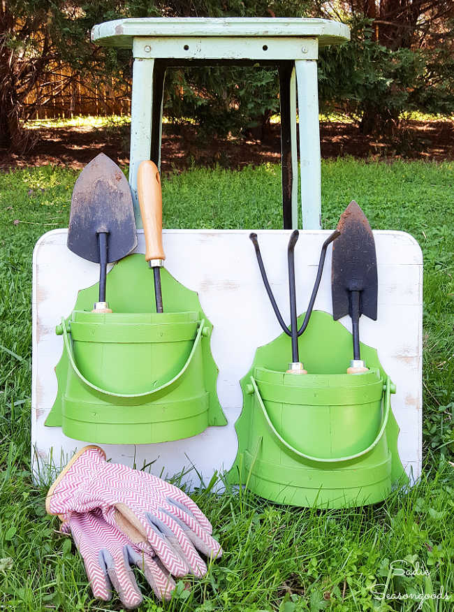 garage organizer for hand tools