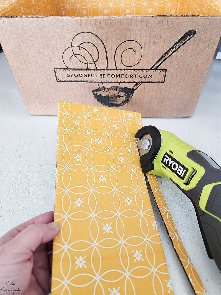 ryobi power cutter for cutting cardboard