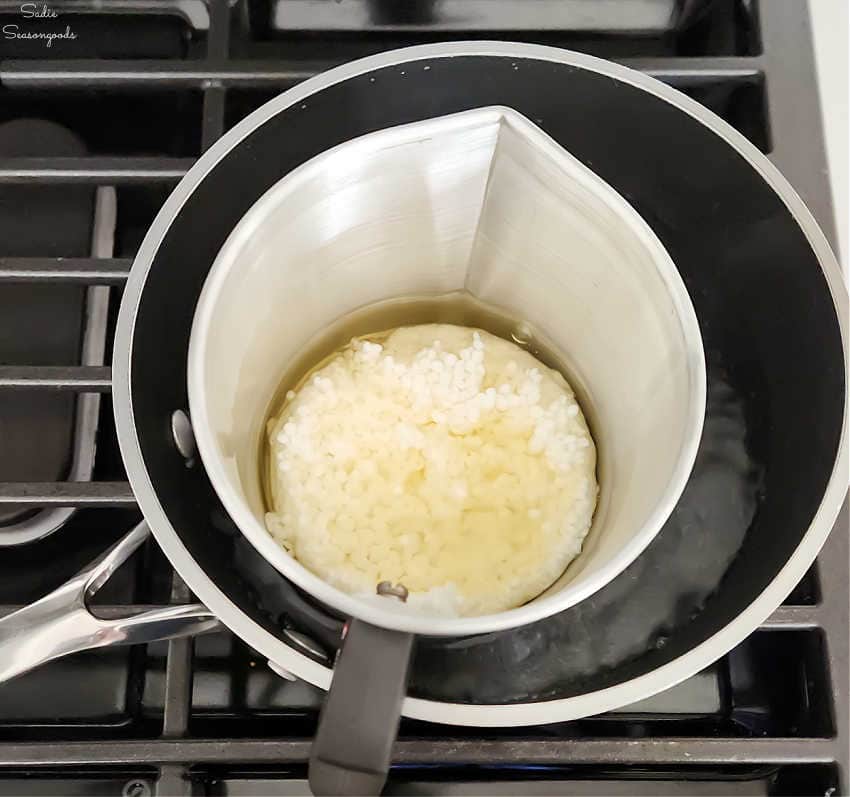 melting soy wax