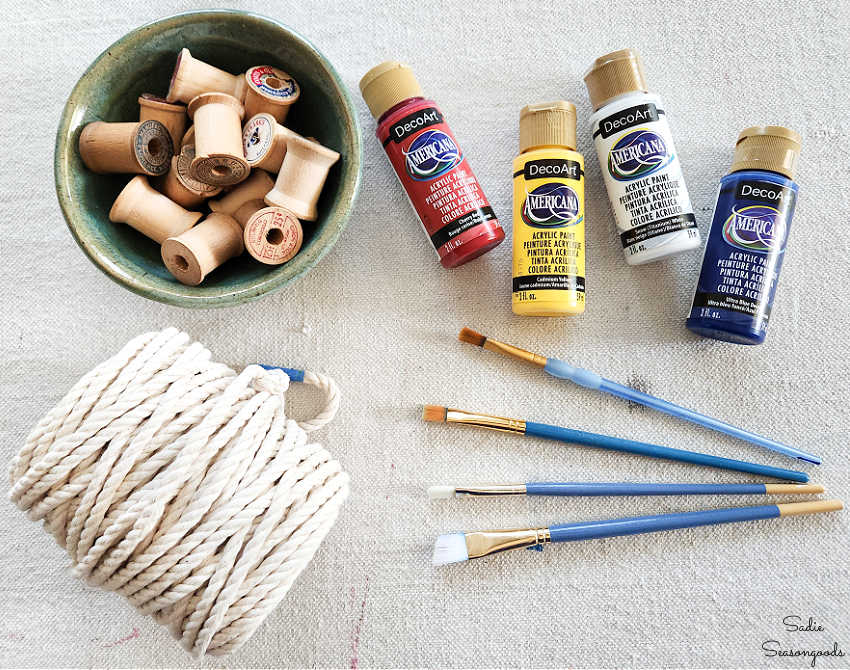 making a nautical garland for summer decor
