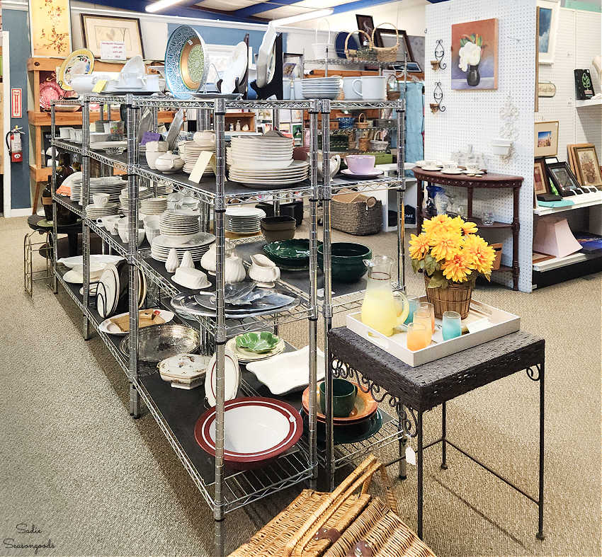 thrifting in hendersonville north carolina