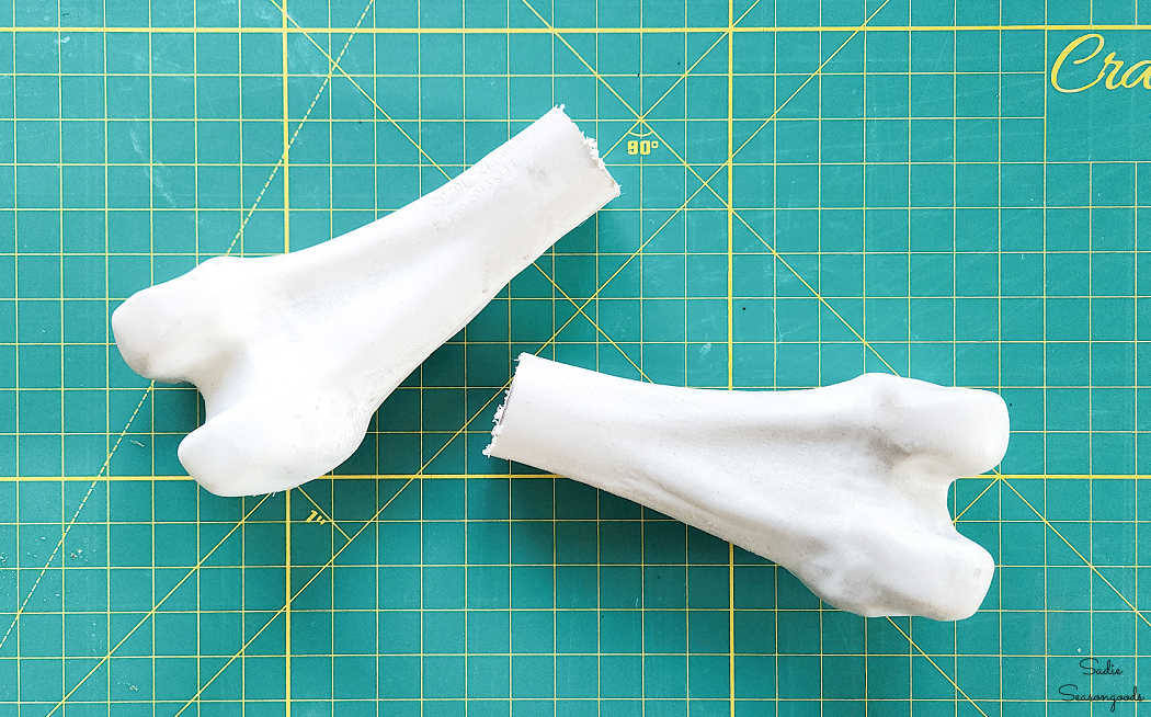 making a wreath bow from skeleton bones