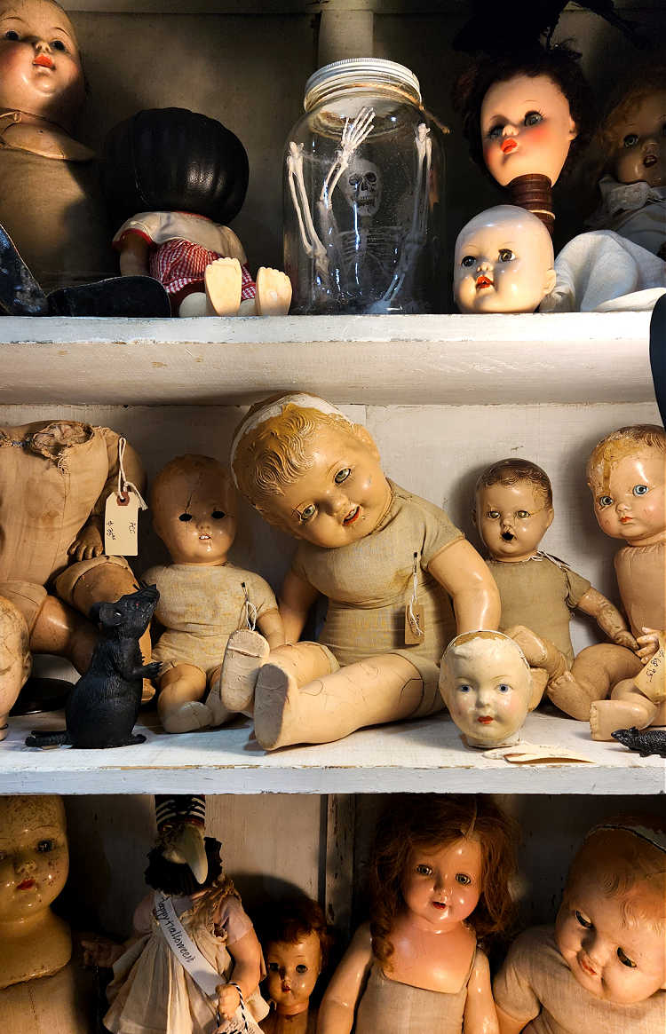 vintage dolls as halloween decor