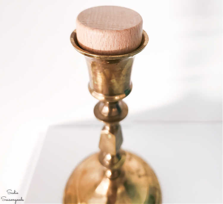 pieces needed for a christmas card display