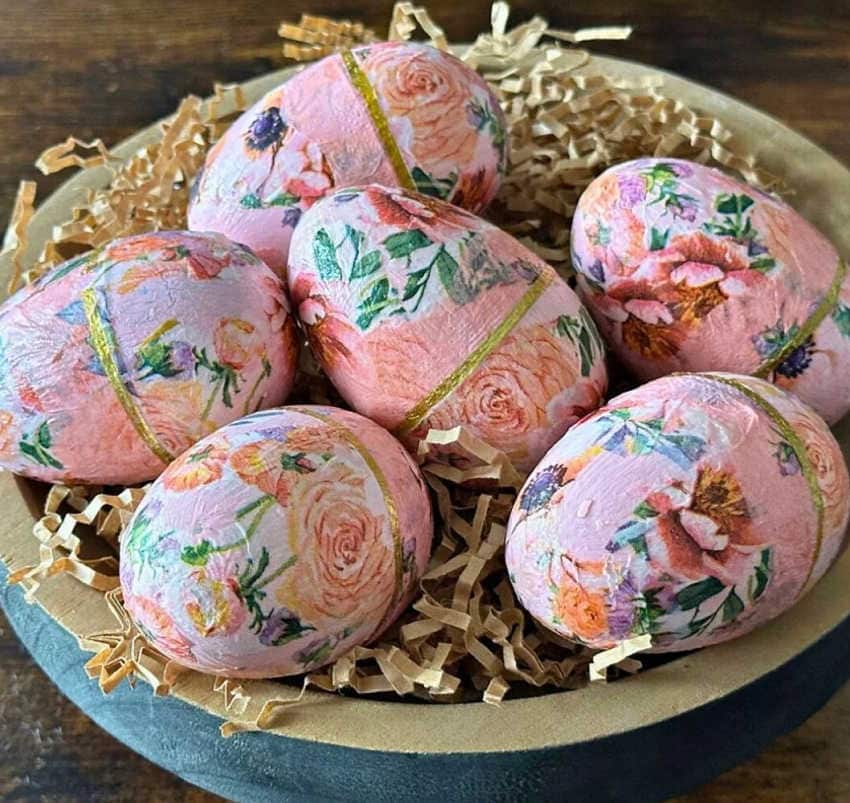 plastic eggs with decoupage