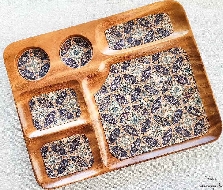 upcycle idea for a wood jewelry tray