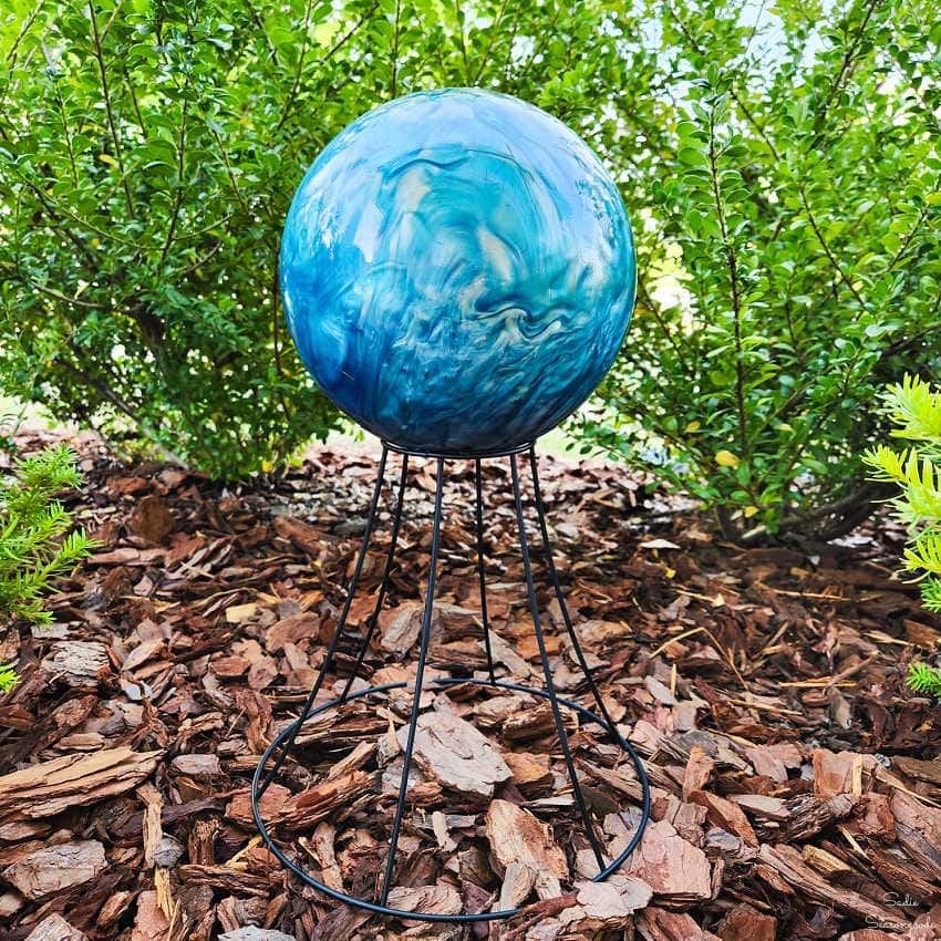 DIY Gazing Ball and Stand