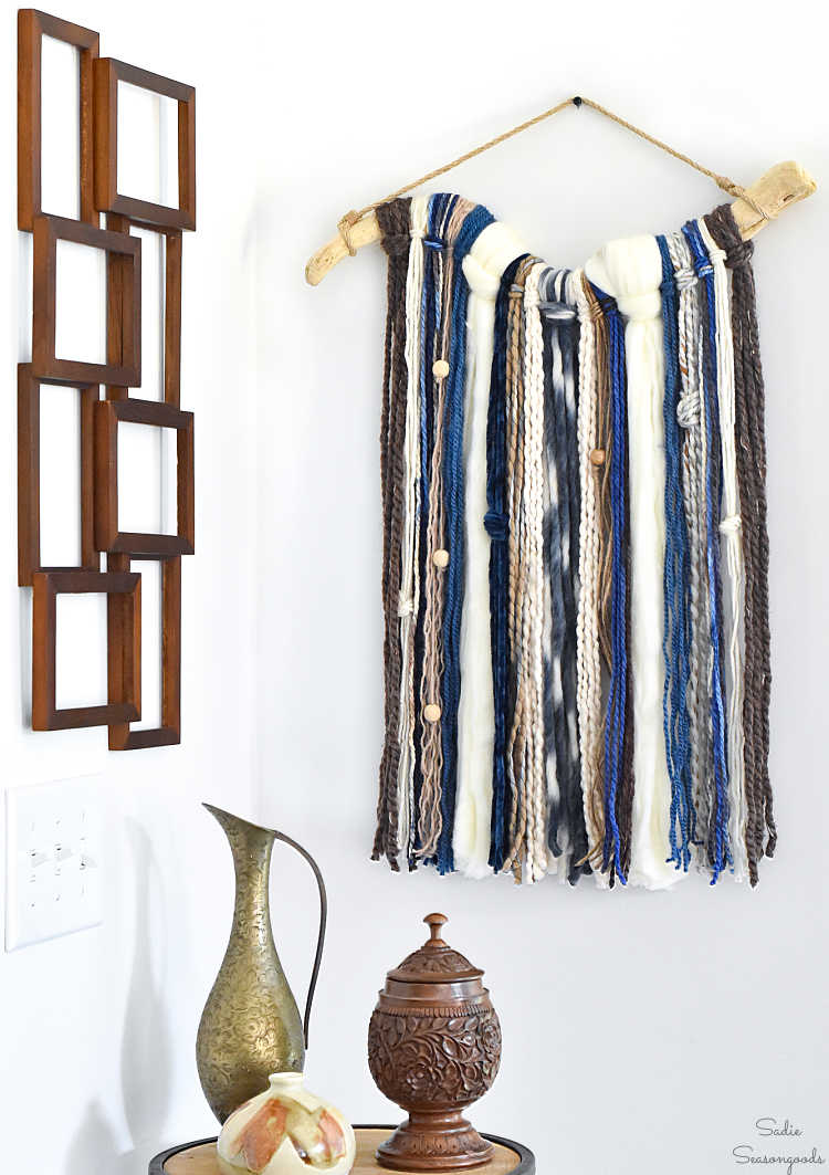 boho style wall decor from leftover yarn