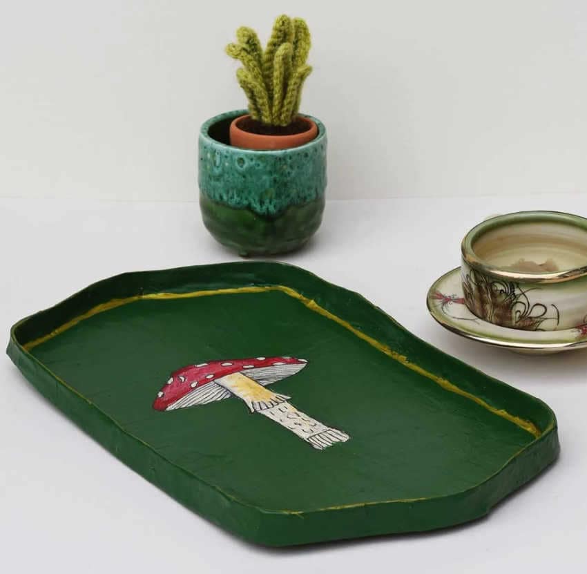 how to make a paper mache tray