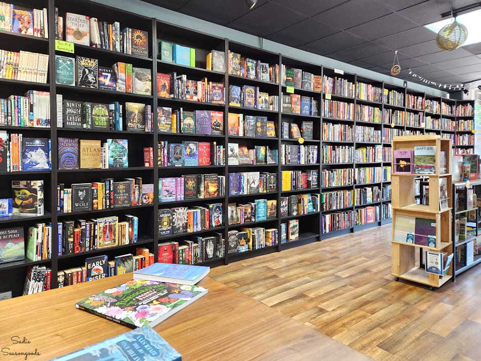 use bookstore in mooresville, nc