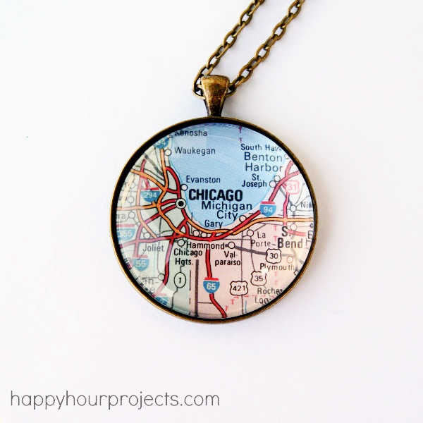 diy map necklace